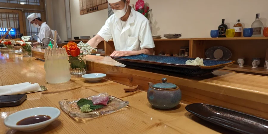 Nhà hàng omakase giá rẻ tại Sài Gòn - Sushi Hung